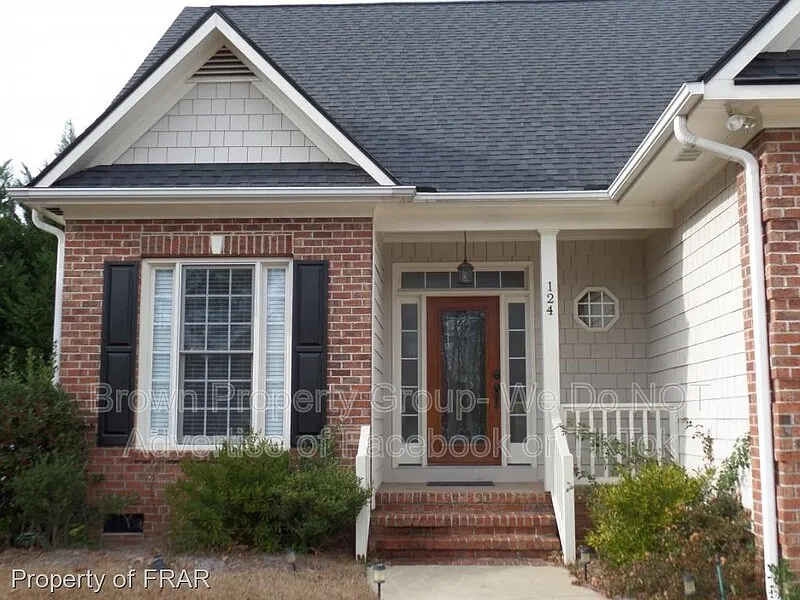 3 bed, 2.5 bath, 2100 sqft, $1,995 — Photo 2