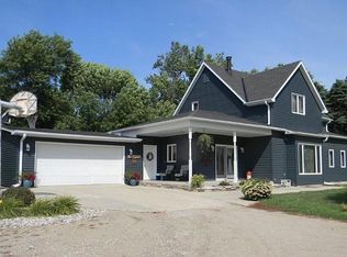 709 S 6th St, Humphrey, NE 68642