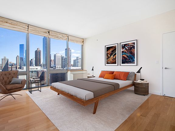4th image of 225 W 60th St APT 19D