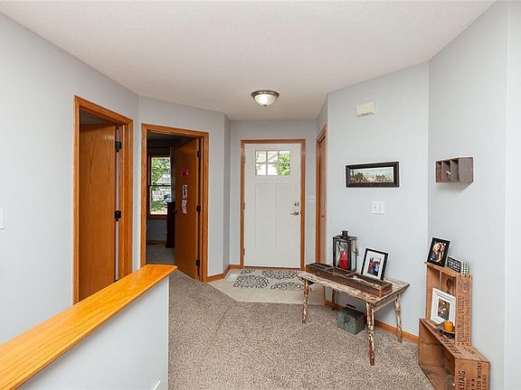 3rd image of 405 E 14th Pl