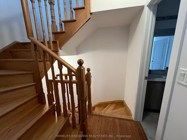 15100 Yonge St #231 — Photo 8
