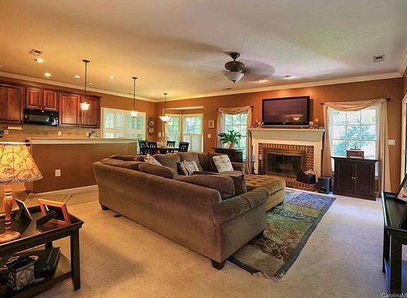 5th image of 5225 Fairvista Dr