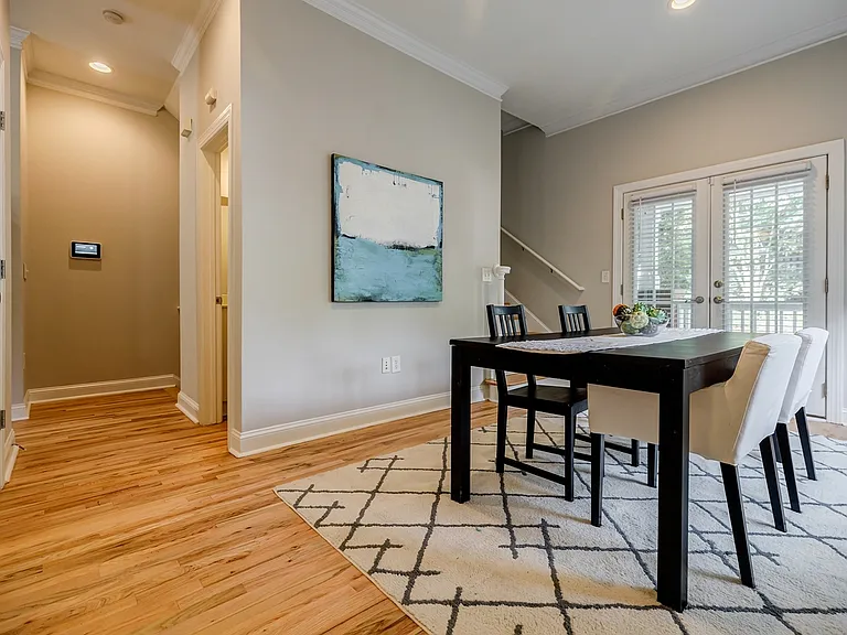 237 Carlyle Park Dr NE — Photo 17