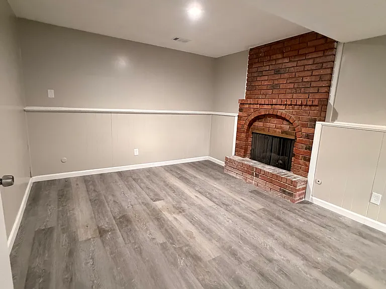 1632 S Kenwood St — Photo 27