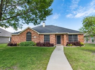 10010 Bent Tree Dr, Rowlett, TX 75089
