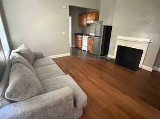 860 Park Ave #1, Bridgeport, CT 06604