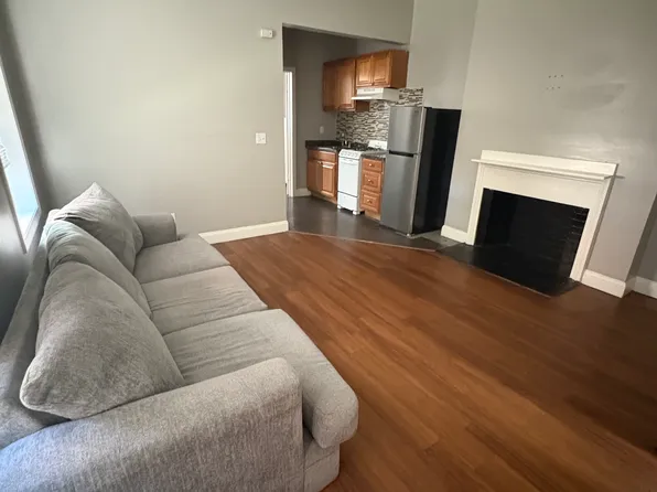 860 Park Ave #1, Bridgeport, CT 06604