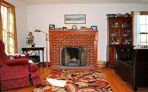 Mars Living Room Spring