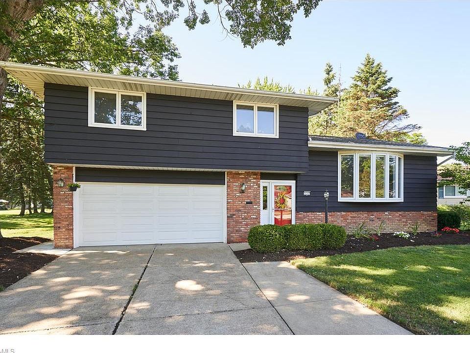1st image of 33145 Warwickshire Ln