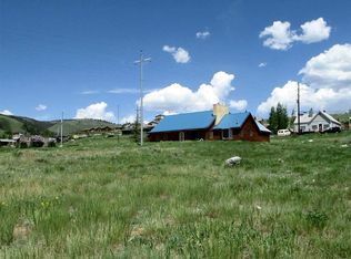 14 Oak Ave, Centennial, WY 82055