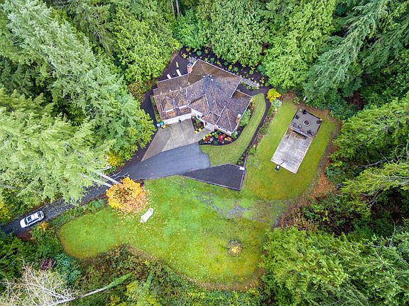 4th image of 4756 NW Hosman Cir