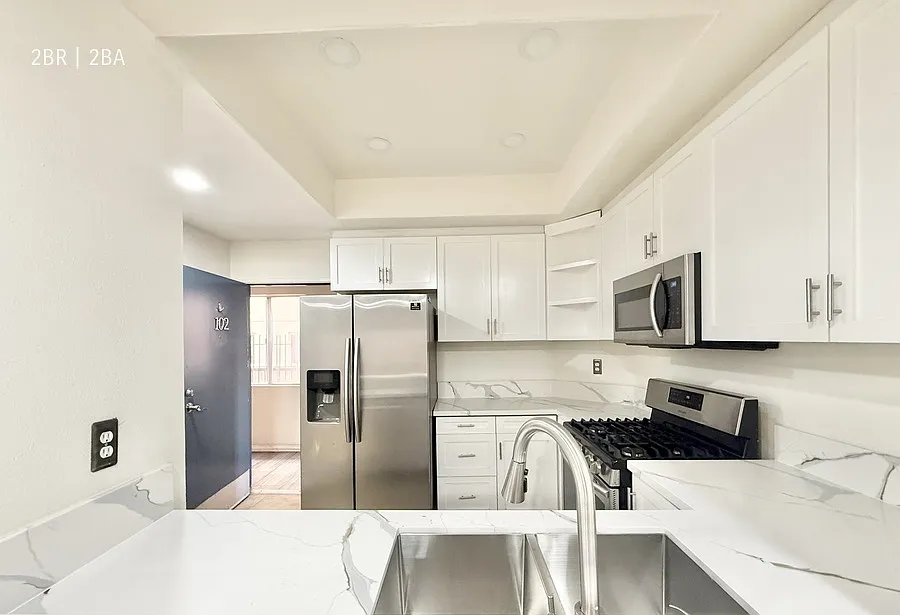 2 bed, $3,800 — Photo 2