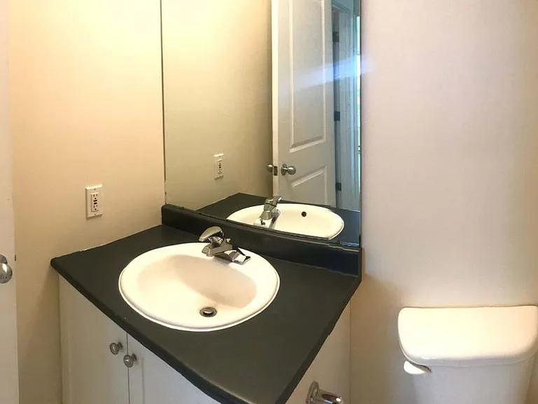 814 High St — Photo 26