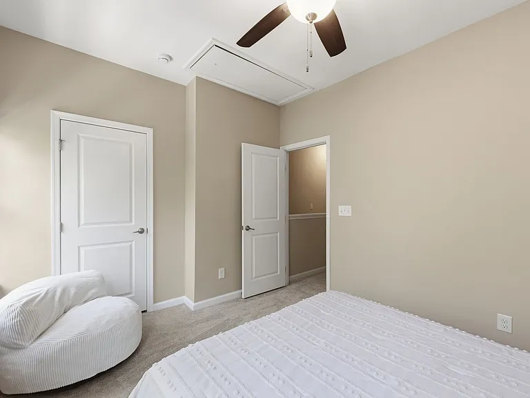 13842 Winmau Ln — Photo 32