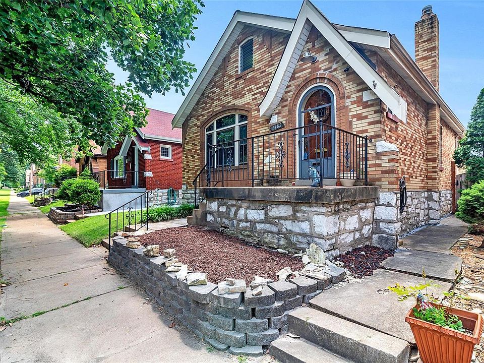 1st image of 5482 Loughborough Ave