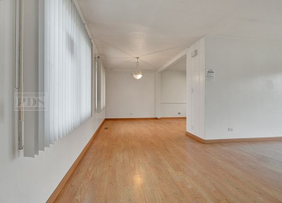 5th image of 5248 Curtis Ln