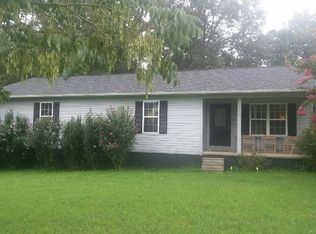 175 Deer Cir, Estill Springs, TN 37330