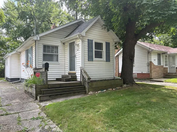 3605 Hogarth Ave, Flint, MI 48532