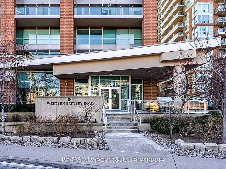80 Western Battery Rd #701 — Photo 1