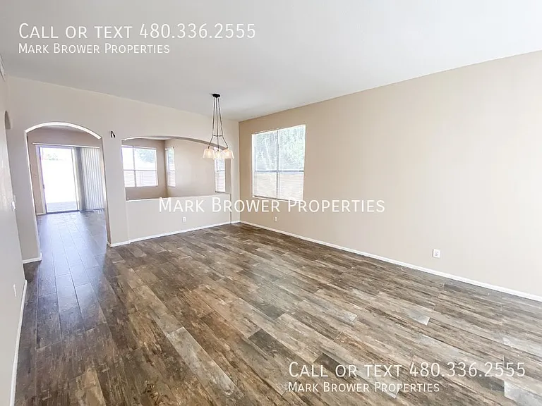 3918 E Juanita Ave — Photo 2