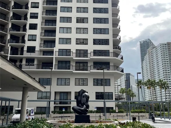 540 Brickell Key Dr APT 1809, Miami, FL 33131