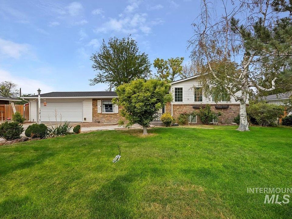 1st image of 1249 Evergreen Dr