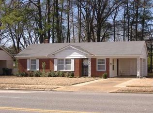 1433 Colonial Rd, Memphis, TN 38117