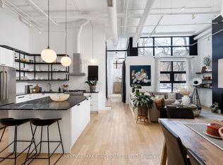 90 Sumach St #313, Toronto, ON M5A4R4