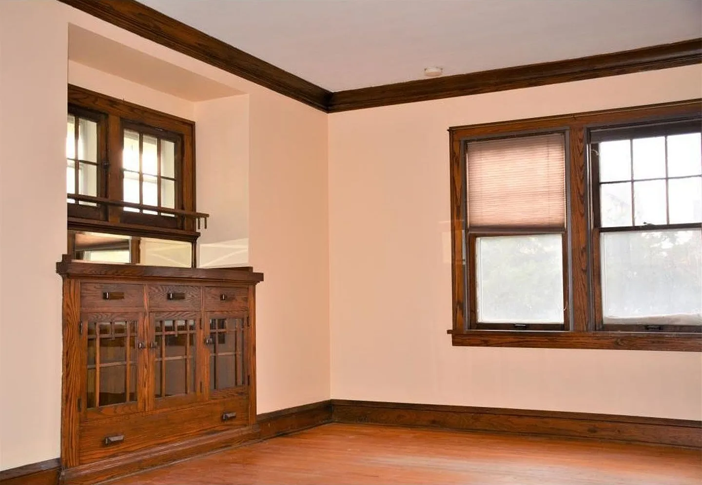 Cute 6 bedroom - Non-Duplex House In Como for September 2027! — Photo 2