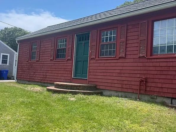 46 Wianno Rd, Bourne, MA 02532