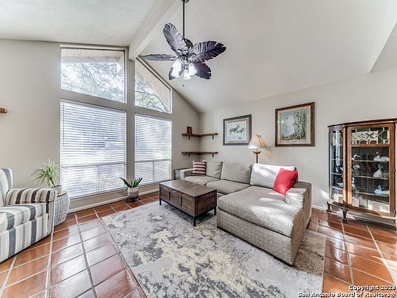 5th image of 11411 Raindrop Dr