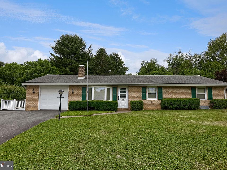 1st image of 485 Summit Dr