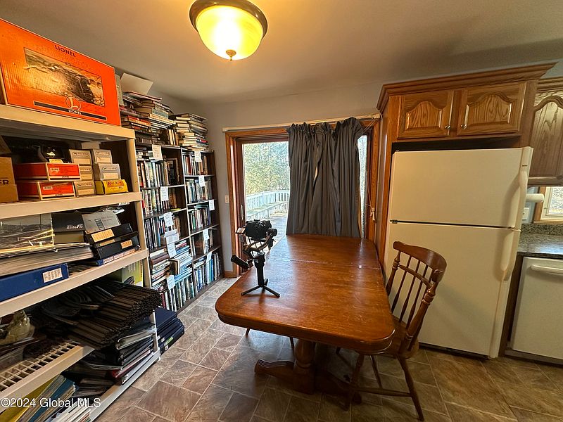 4th image of 26 James Drive
