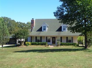 28392 Hickory Ln, Poteau, OK 74953