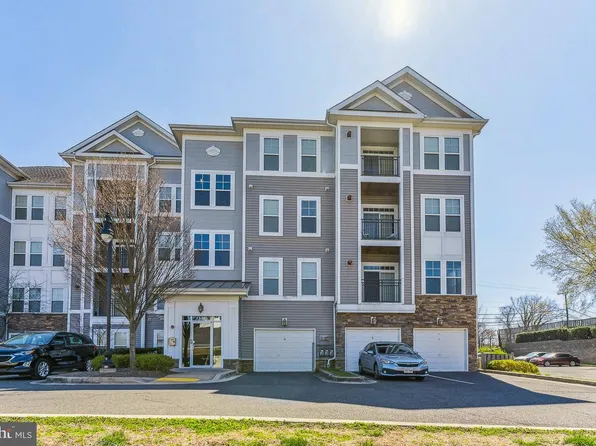 1341 Karen Blvd APT 406, Capitol Heights, MD 20743