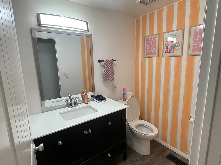 255 Temple Ave #10 — Photo 10