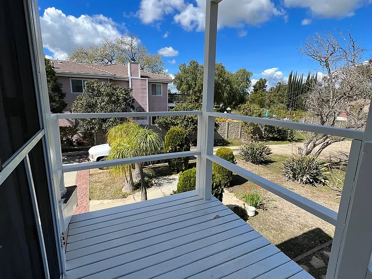 1415 E Hillcrest Dr #2 — Photo 4