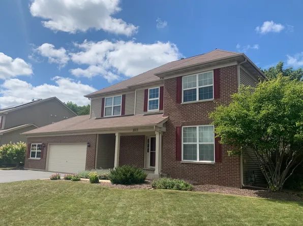 2013 Foxridge Dr, Island Lake, IL 60042