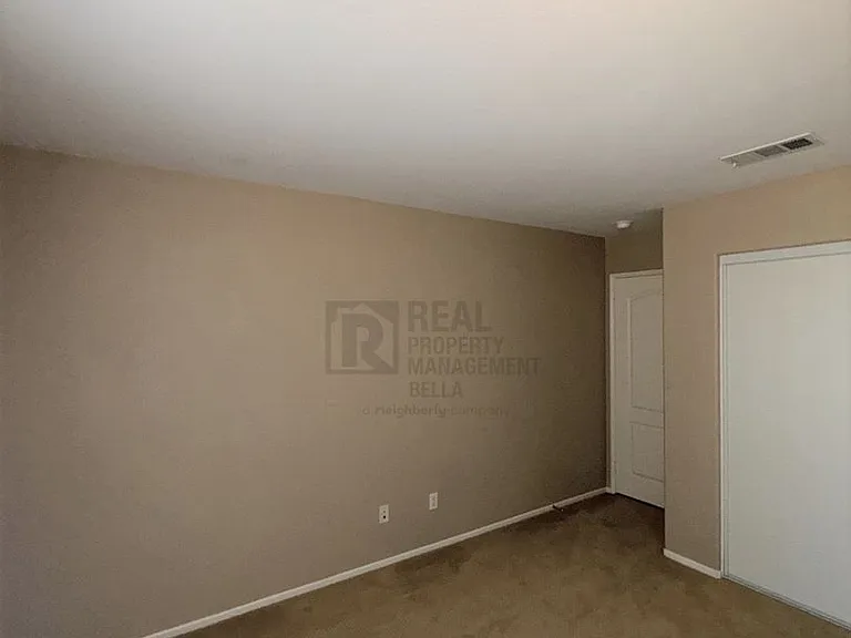 756 Conlon Dr — Photo 30