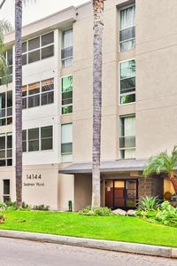 14144 Dickens St APT 317, Sherman Oaks, CA, 91423