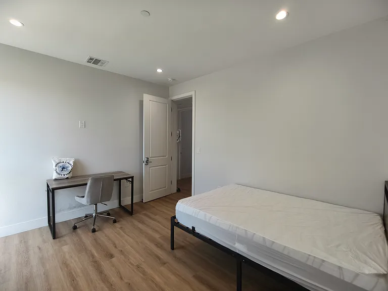 3105 S Normandie Ave #A3 — Photo 13