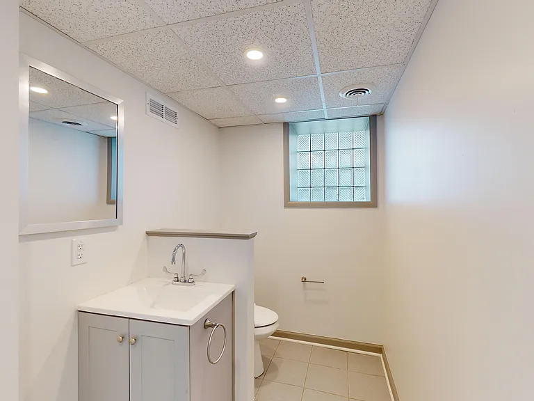 534 Abbott Rd #1 — Photo 19