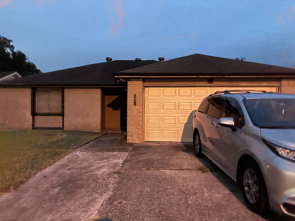 2nd image of 4041 S Windmere St
