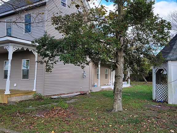 5th image of 54 S Railroad Ave