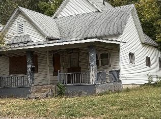 1336 N College St, Decatur, IL 62526