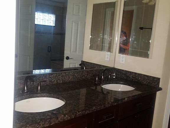 4th image of 1203 Saint Andrews Blvd