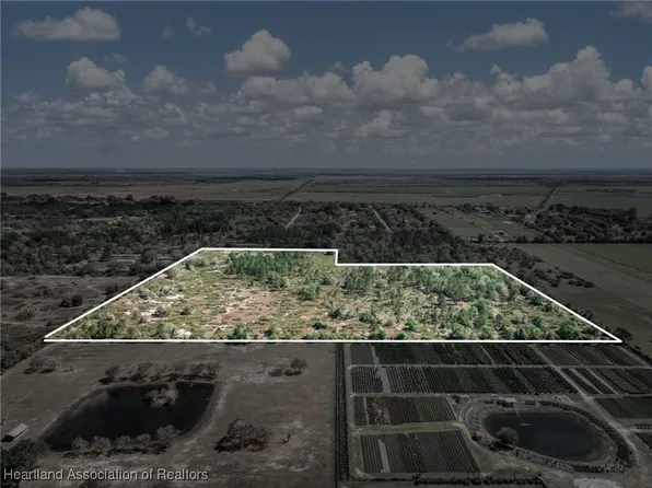 1300 N Lake Dr, Lorida, FL 33857