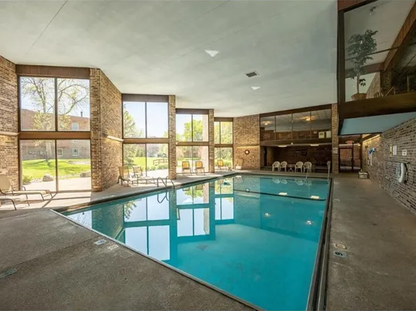 2210 Midland Grove Rd, Roseville, MN
