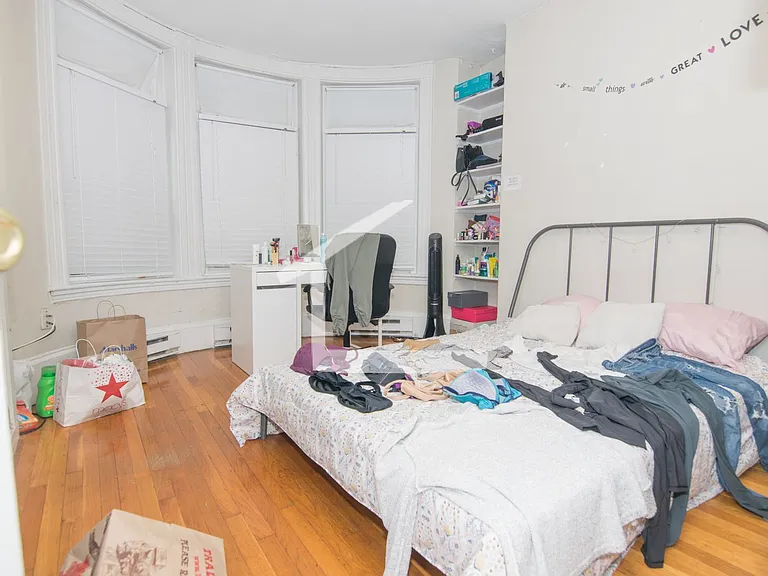 45 Westland Ave #19A — Photo 3