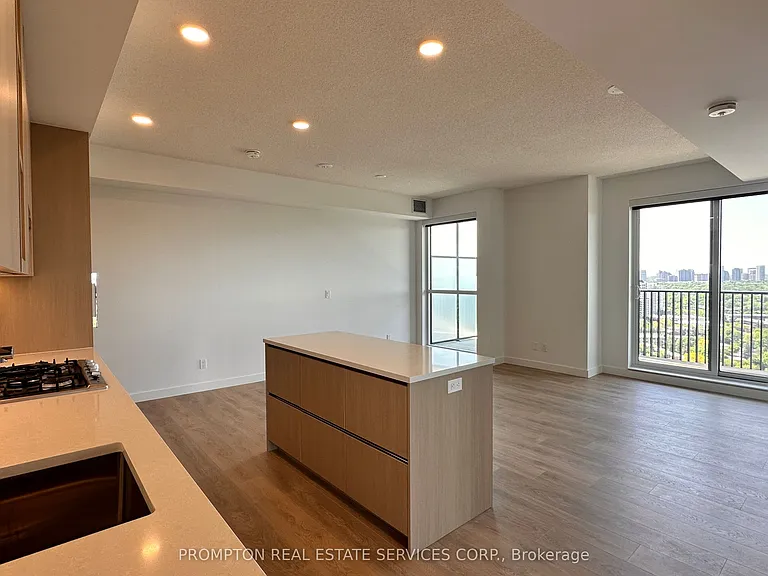 18 Esther Shiner Blvd #3303 — Photo 14